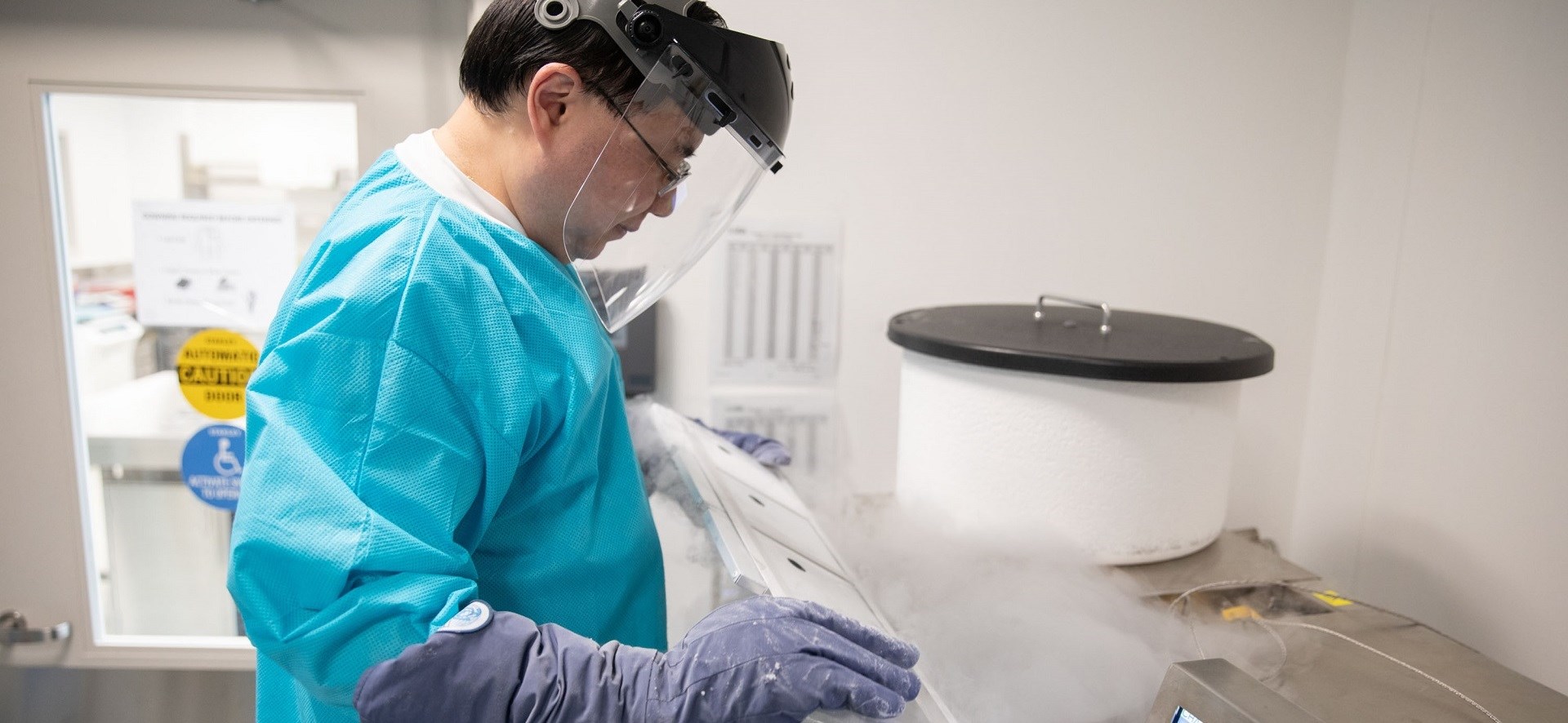 Laboratory technician at Cellular Therapy Facility